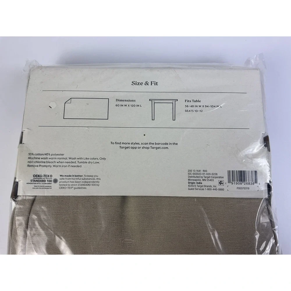 Threshold Rectangular Tablecloth 60 x 120 Seats‎ 10–12 Machine Washable